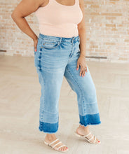 Load image into Gallery viewer, Judy Blue High Rise Wide Leg Crop Jeans in Medium Wash