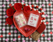 Load image into Gallery viewer, Valentines Day Heart Gnome Wax Melts - Sampler